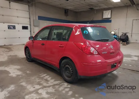 2008 Nissan Versa 1.8S z USA, uszkodzony, nr VIN 3N1BC13E08L419271